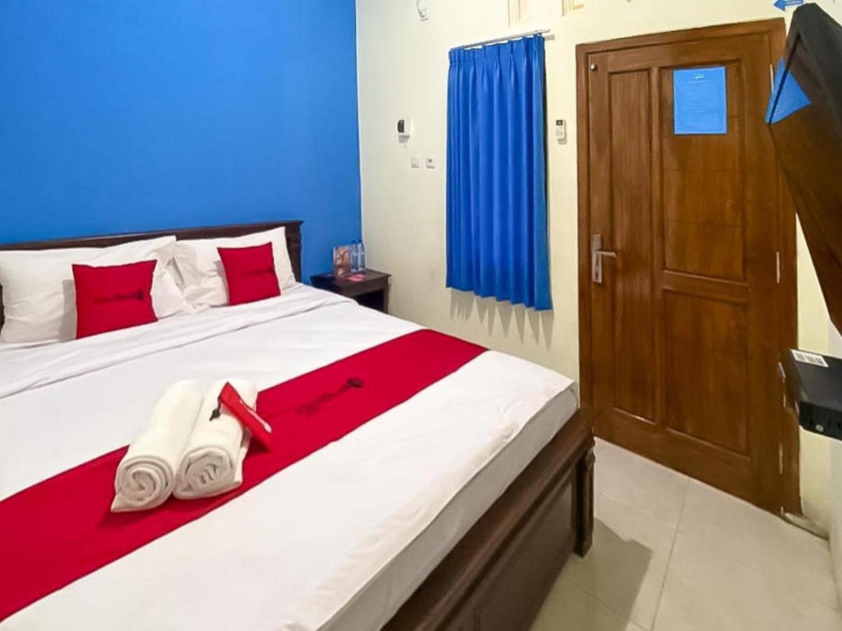 Hotel RedDoorz Syariah @ Pahlawan Sidoarjo Zewnętrze zdjęcie